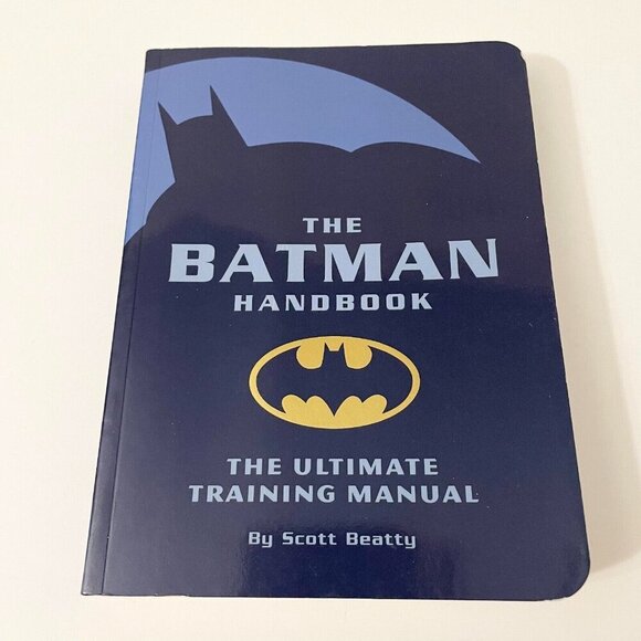 2005 The Batman Handbook The Ultimate Training Manual By Scott Beatty - Picture 1 of 16